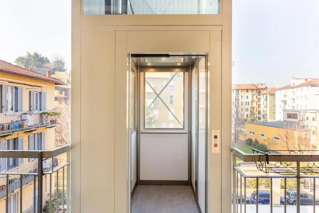 Modern Apartment In Milano Centrale Next To Metro M5 - Sarca 73 Italy